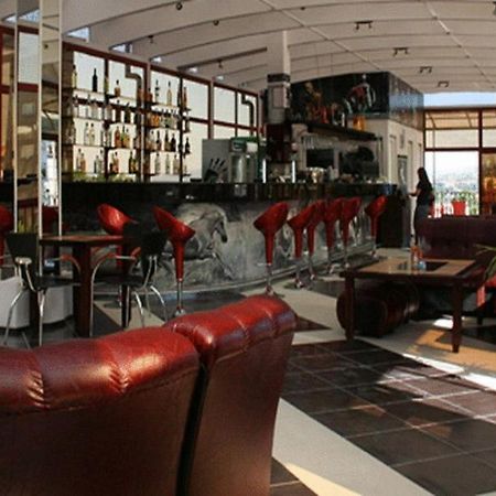 Ambaritsa Hotel กอร์นา ออร์ยาโควิตซา ภายนอก รูปภาพ