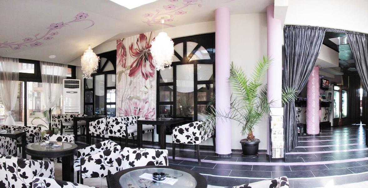 Ambaritsa Hotel กอร์นา ออร์ยาโควิตซา ภายนอก รูปภาพ